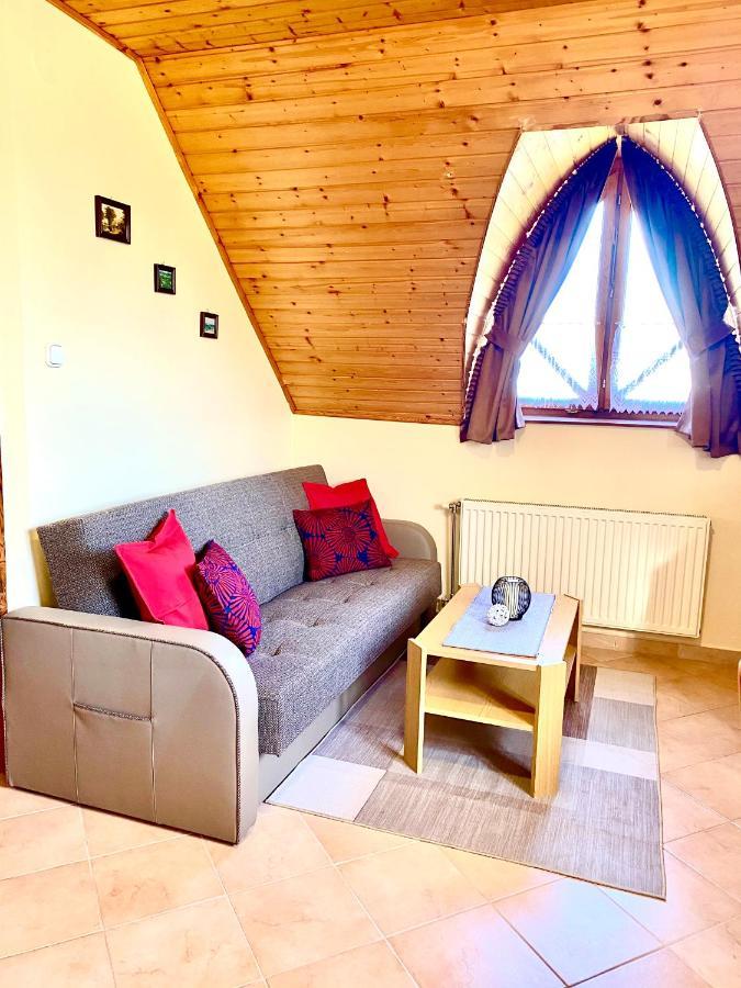 Katalin App. Zalagyoengye Apartment Zalakaros Bagian luar foto